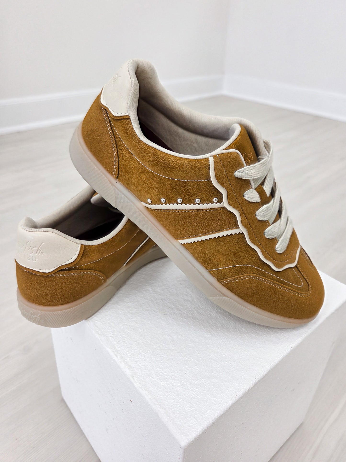Blowfish Malibu Womens Tastic 2 Sneaker-Honey Tan