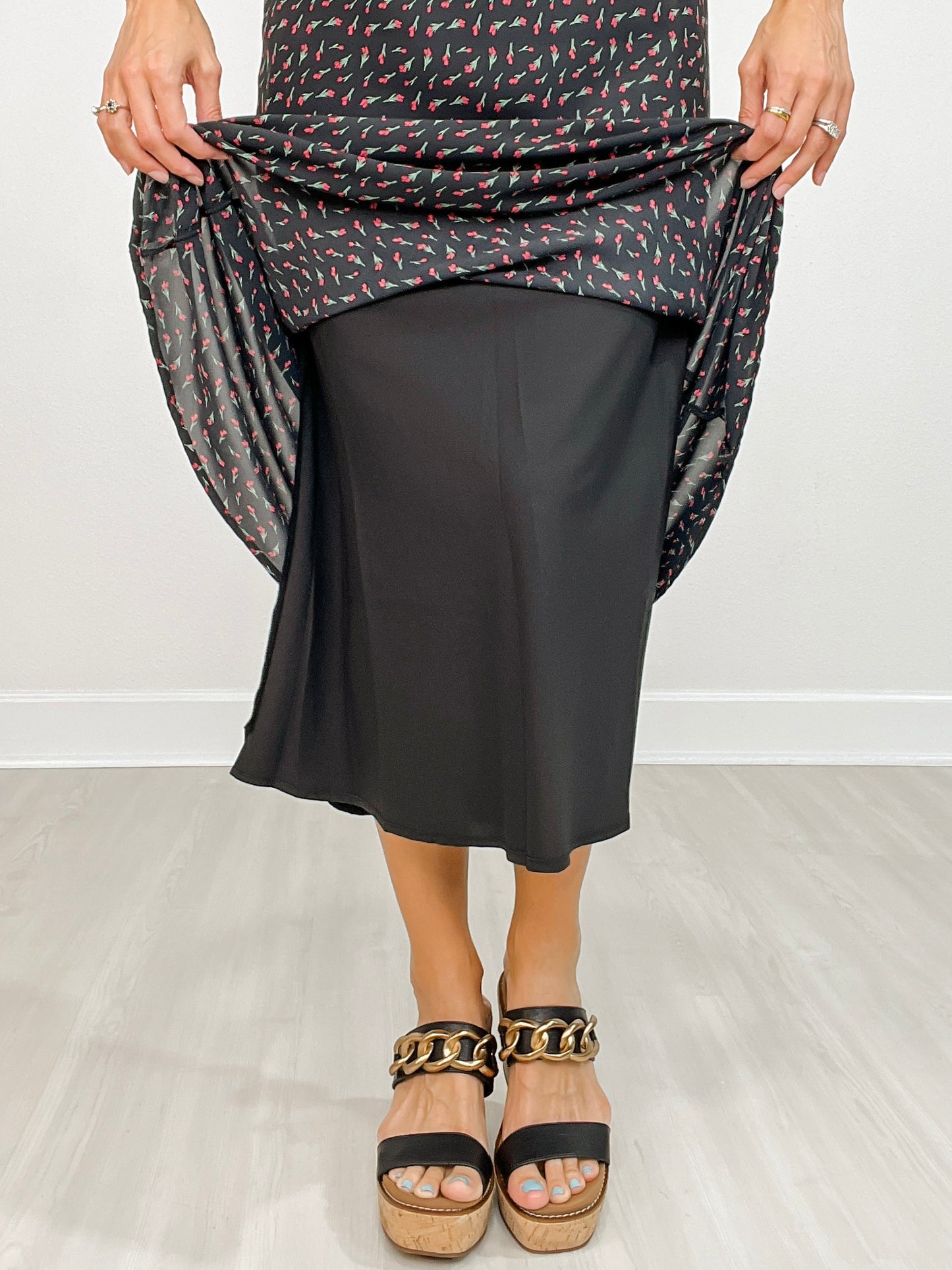 Floral Satin Elastic Waist Midi Skirt