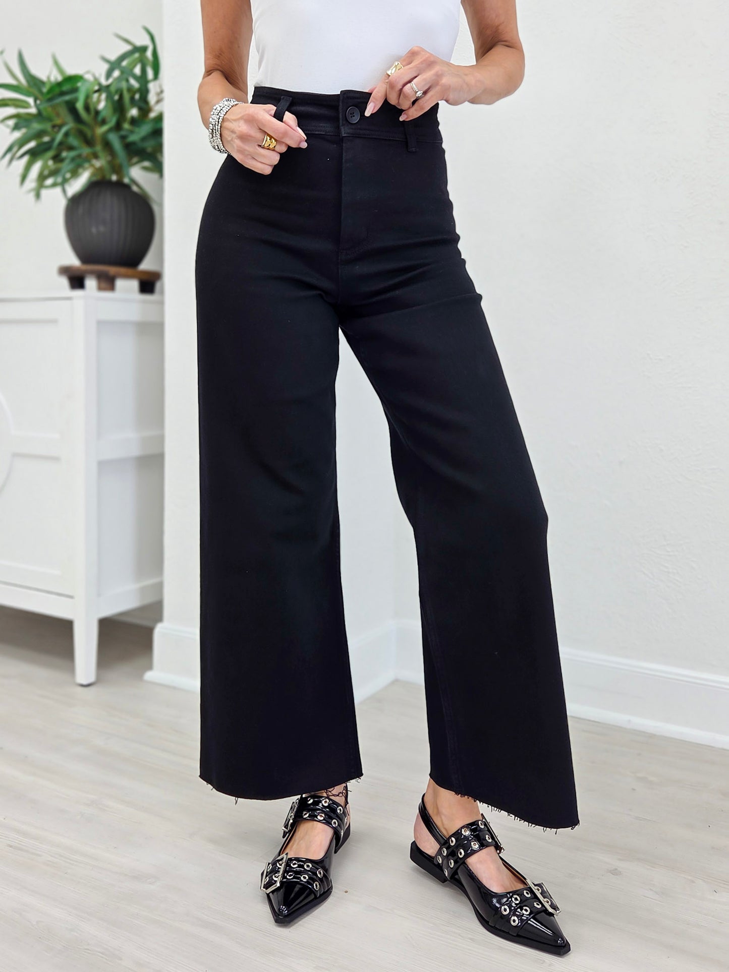 Raw Hem Straight Leg Denim Pant-D