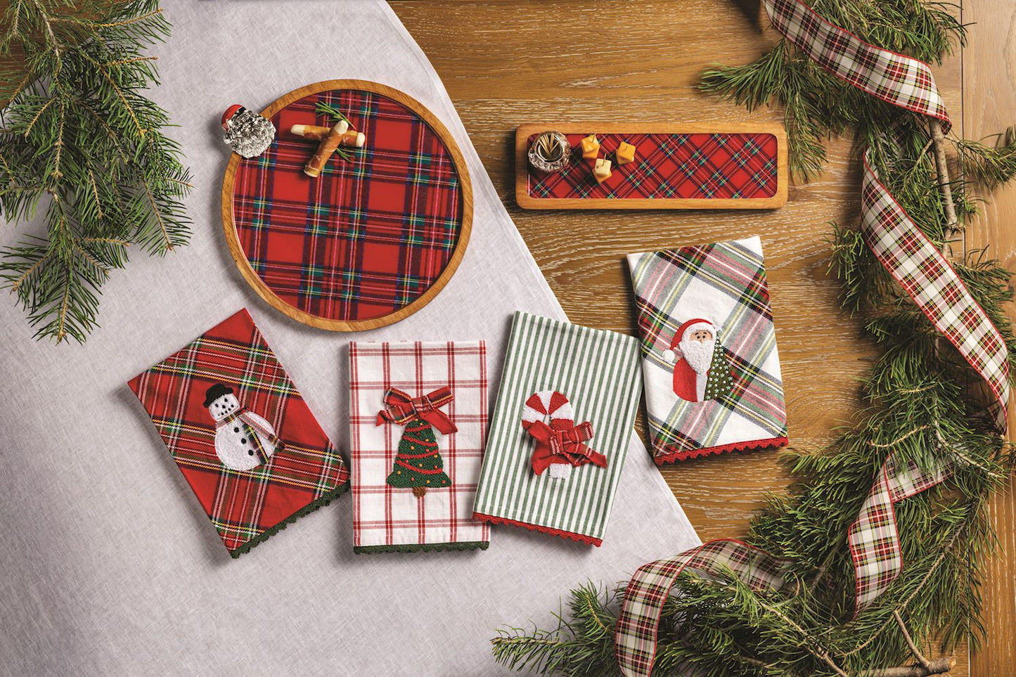 Mud Pie Santa Tartan Board & Toothpick Set