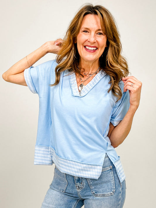 V-Neck Short Sleeve Solid Top with Gingham Contrast