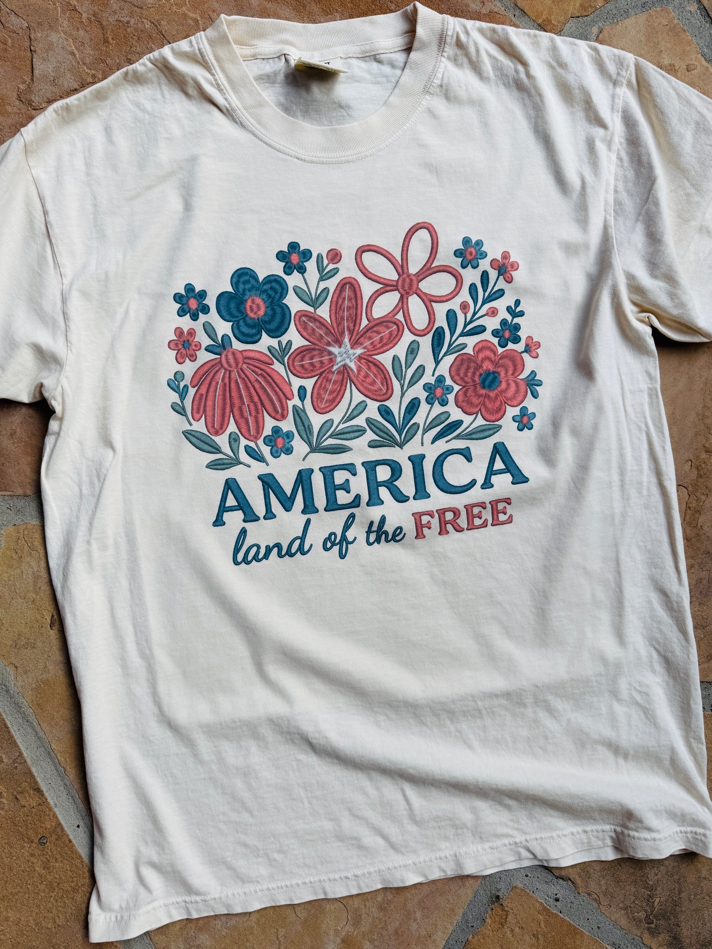 Embroidery Look "America Land of the Free" Flowers Graphic Tee