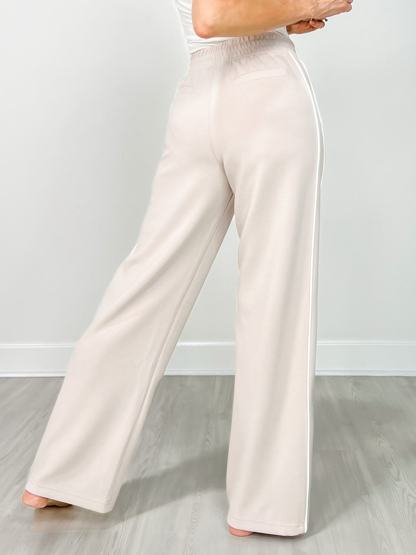 Modal Scuba Stripe Piping Straight Pant in Mocha Cream