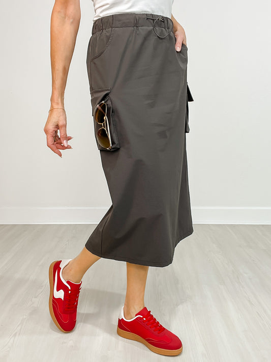 High Waisted Solid Woven Cargo Skirt
