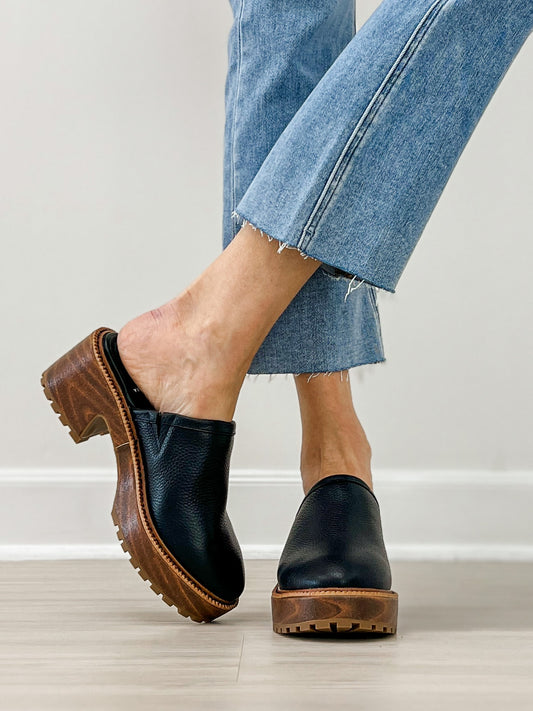 YellowBox Baylor Platform Clog in Black