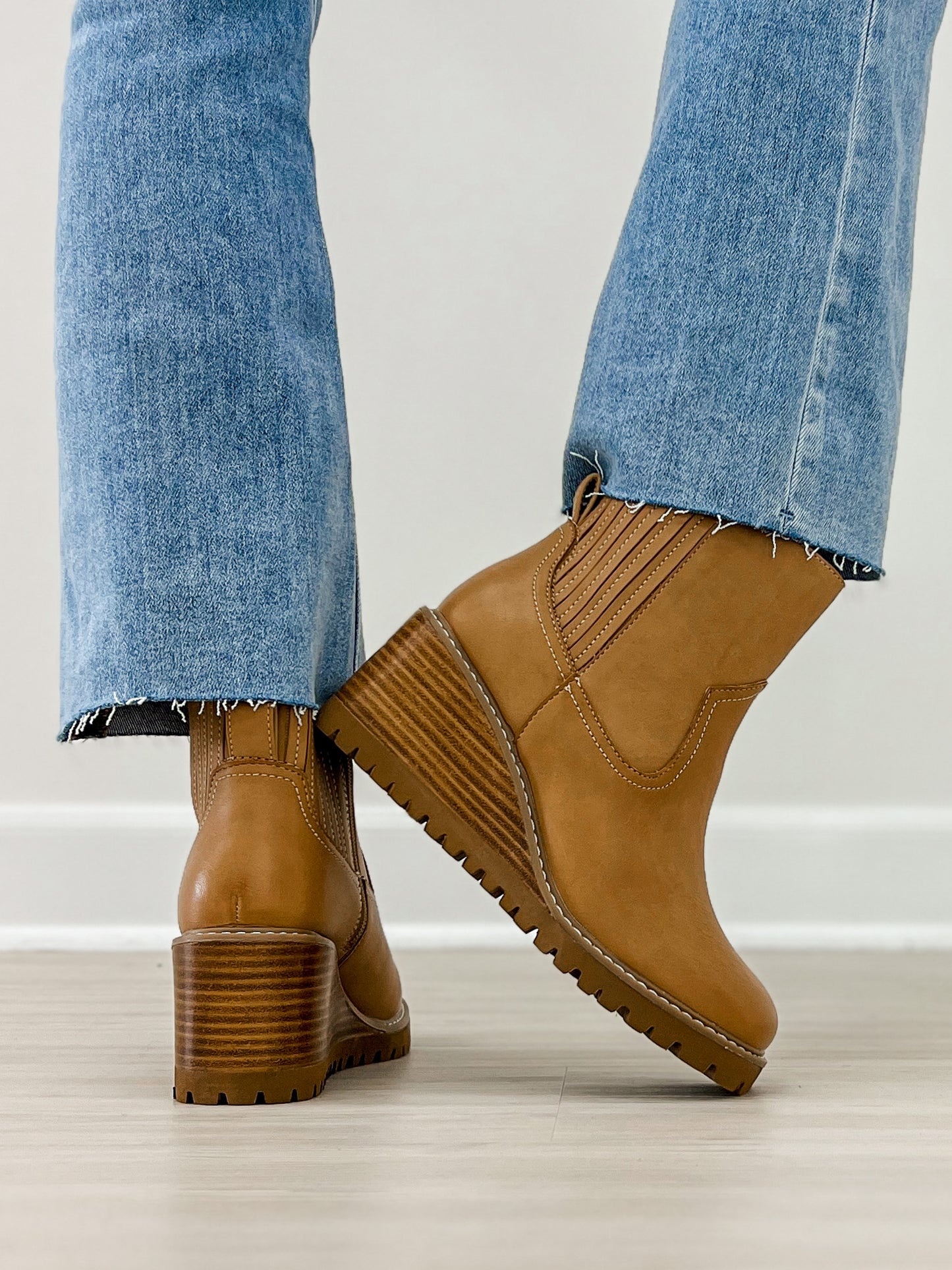 Yellowbox Immix Wedge Boot in Natural