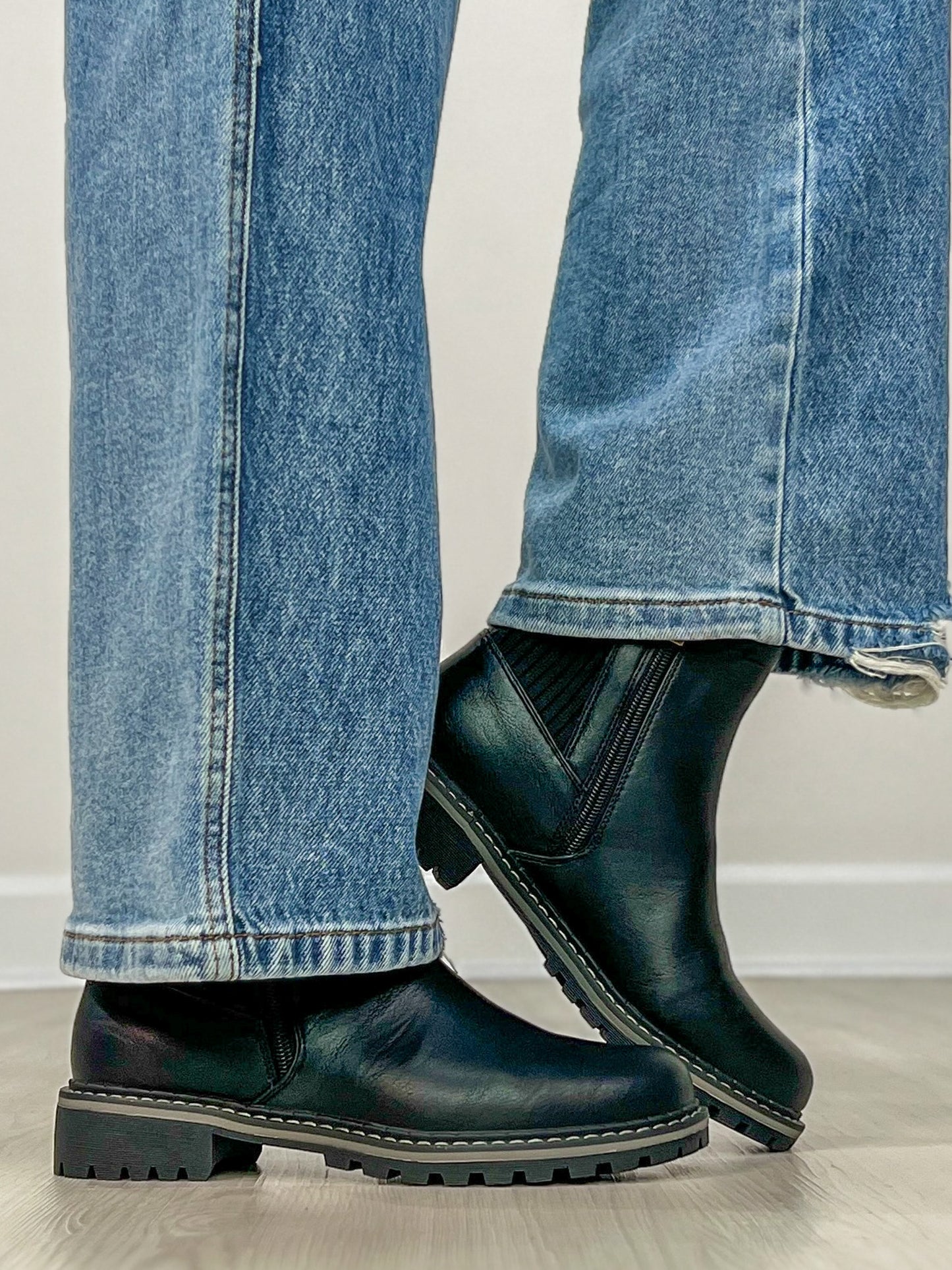 Corkys Don't Be Difficult Boots in BLACK