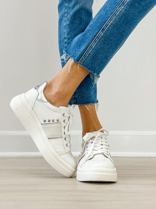 Yellowbox Elvera Sneakers in White