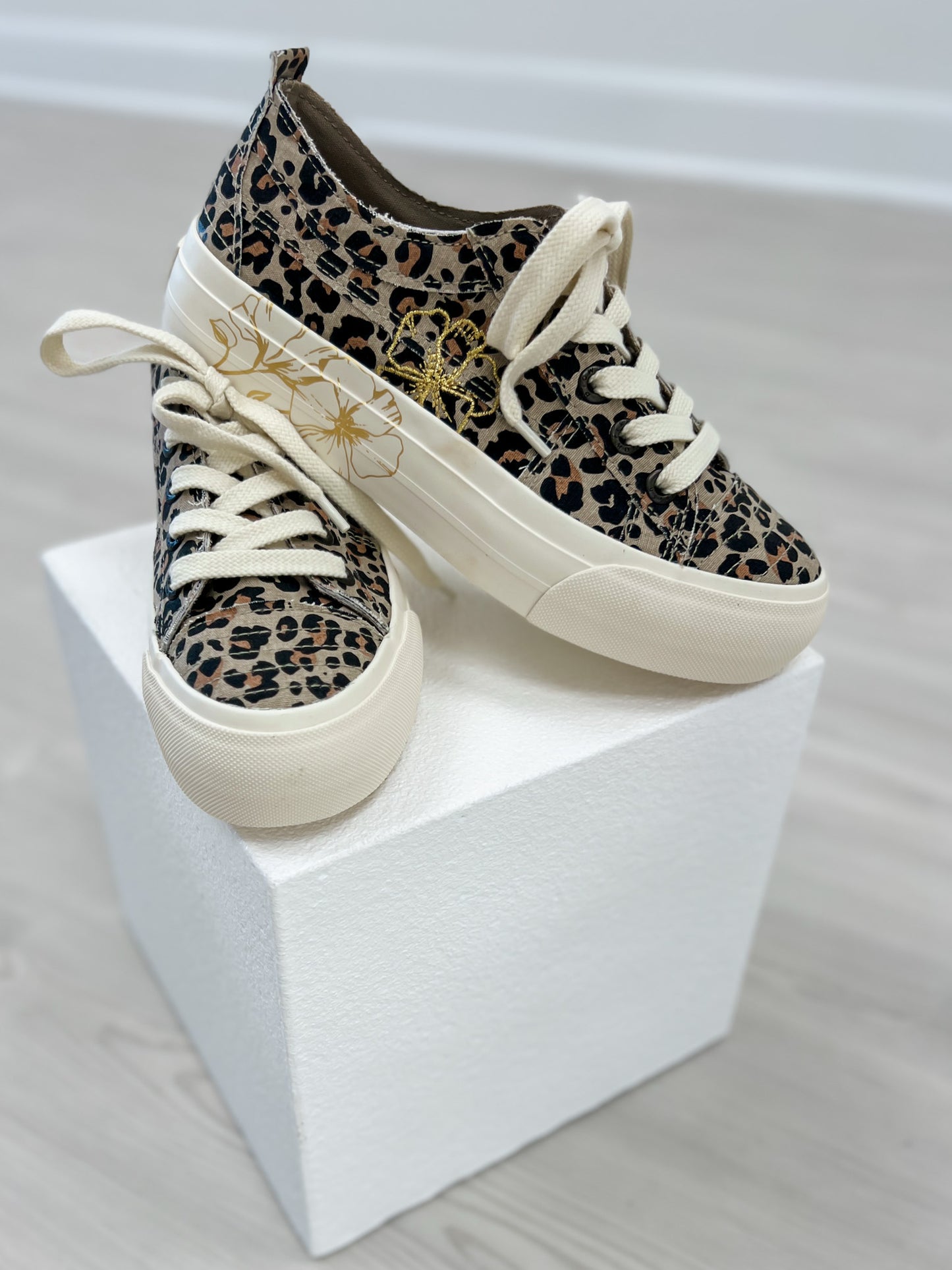 Blowfish Tennis Shoes Sadie Sun 10 in Tan Leopard