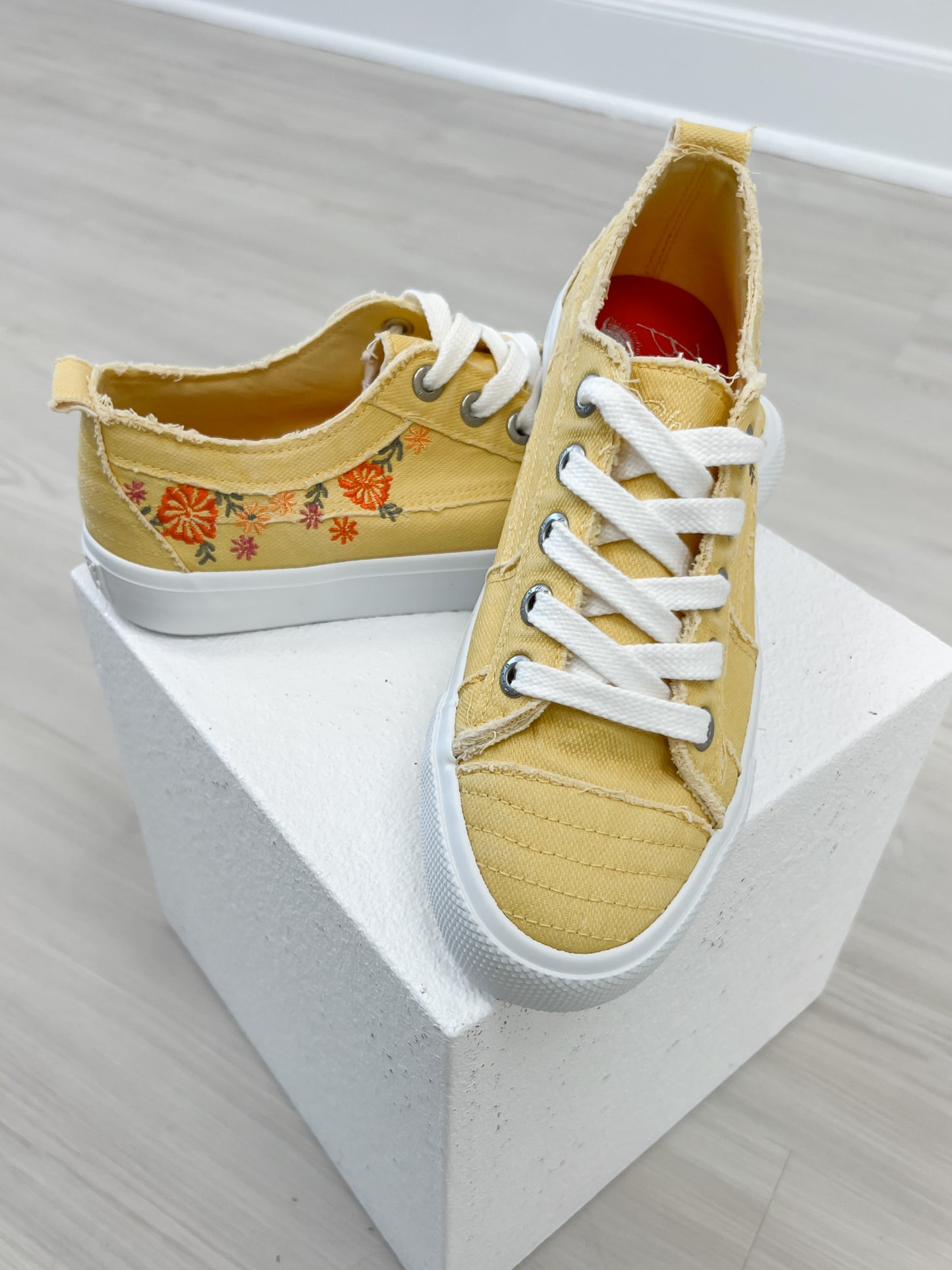 Blowfish Malibu Very Sadie Sneakers in Butter Yellow