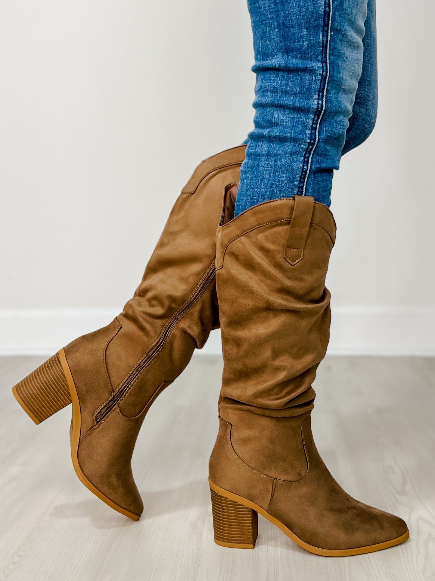 Forever Link Speech-3 Knee Tall Boots