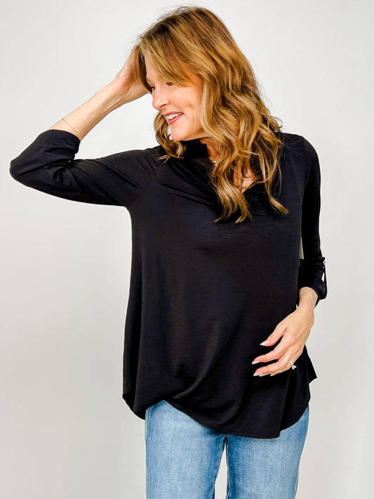 Solid 3/4 Sleeve Lizzy Top in Black