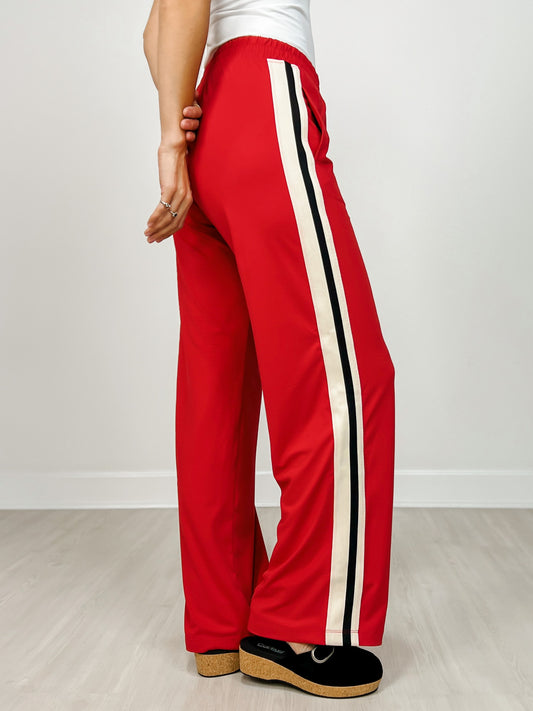 Butter Soft Side Contrast Straight Pant in Red