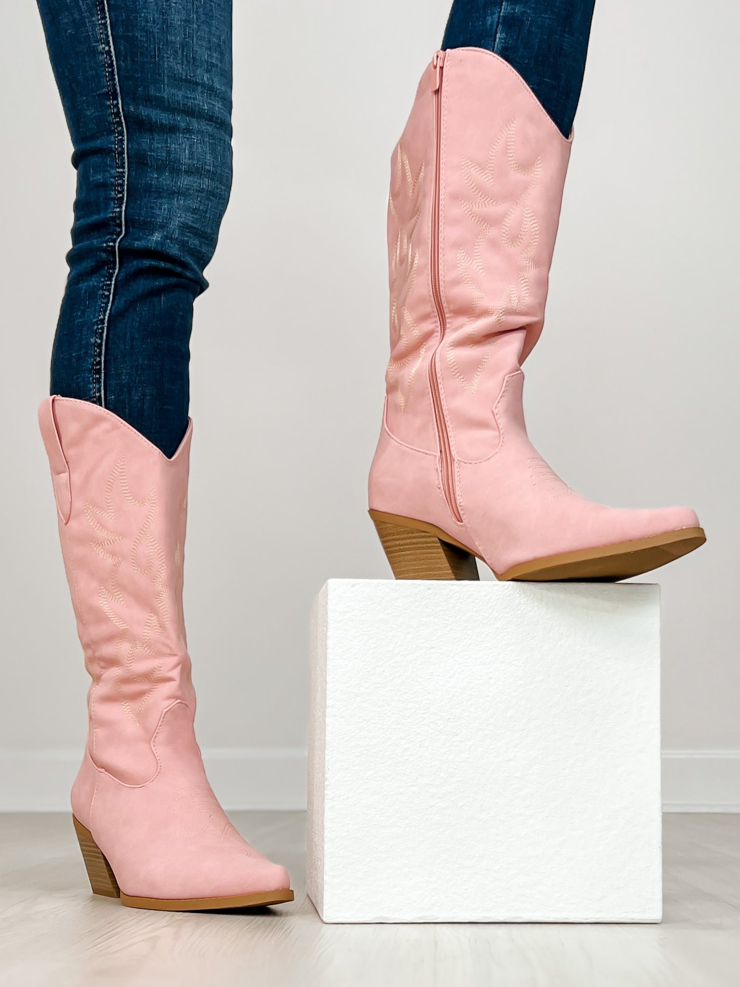 Nubuck Leather Western Boots in Pink