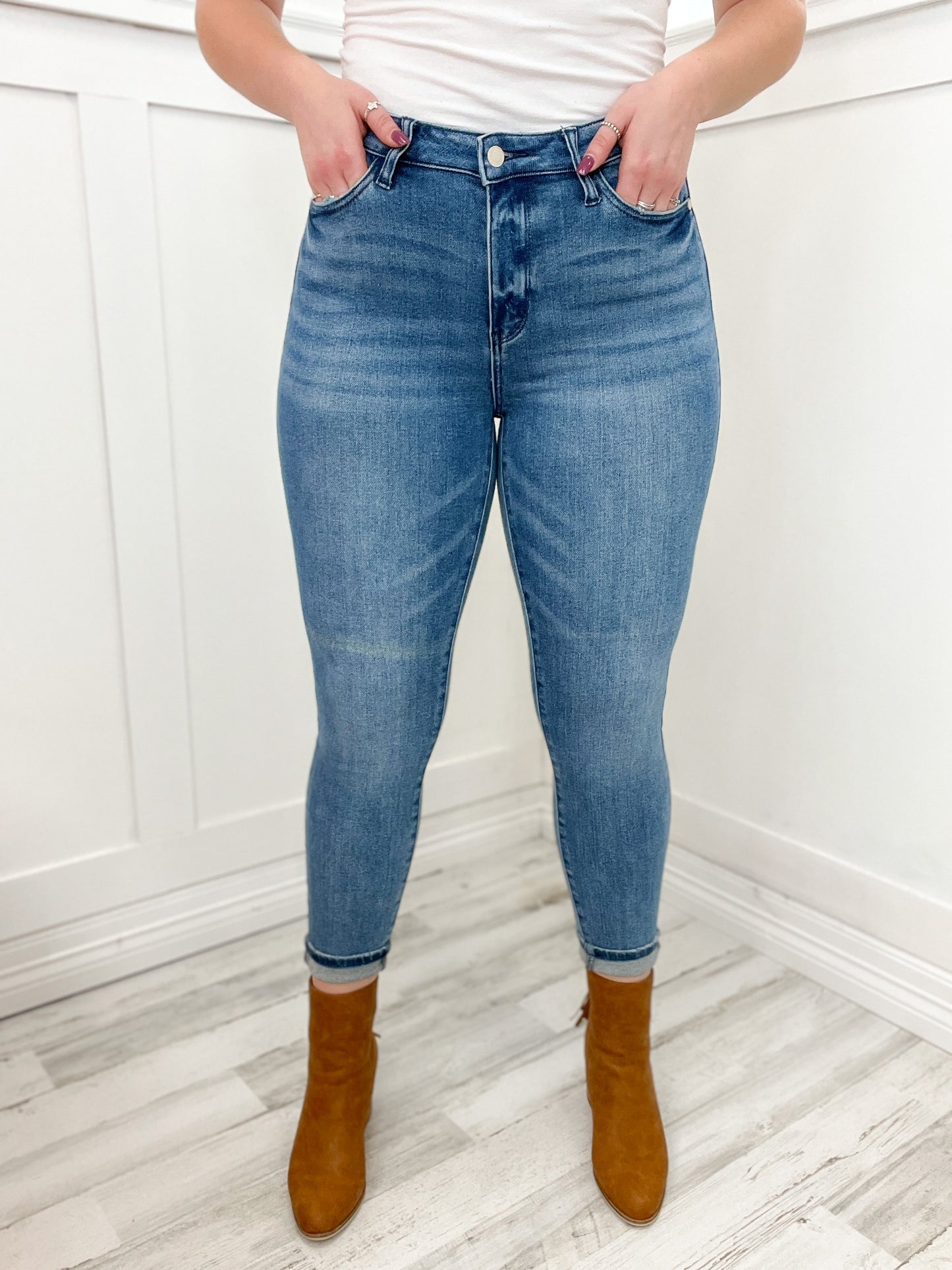 Judy Blue Hi-Waist Relaxed Fit Denim Jeans