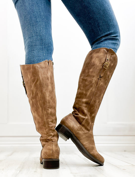 Corkys Hold Your Horses Boot in Tan Oil Pu