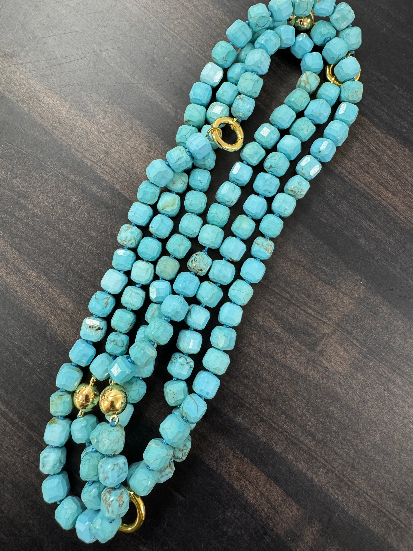 Beaded 18" Stone Magnetic Necklace Turquoise