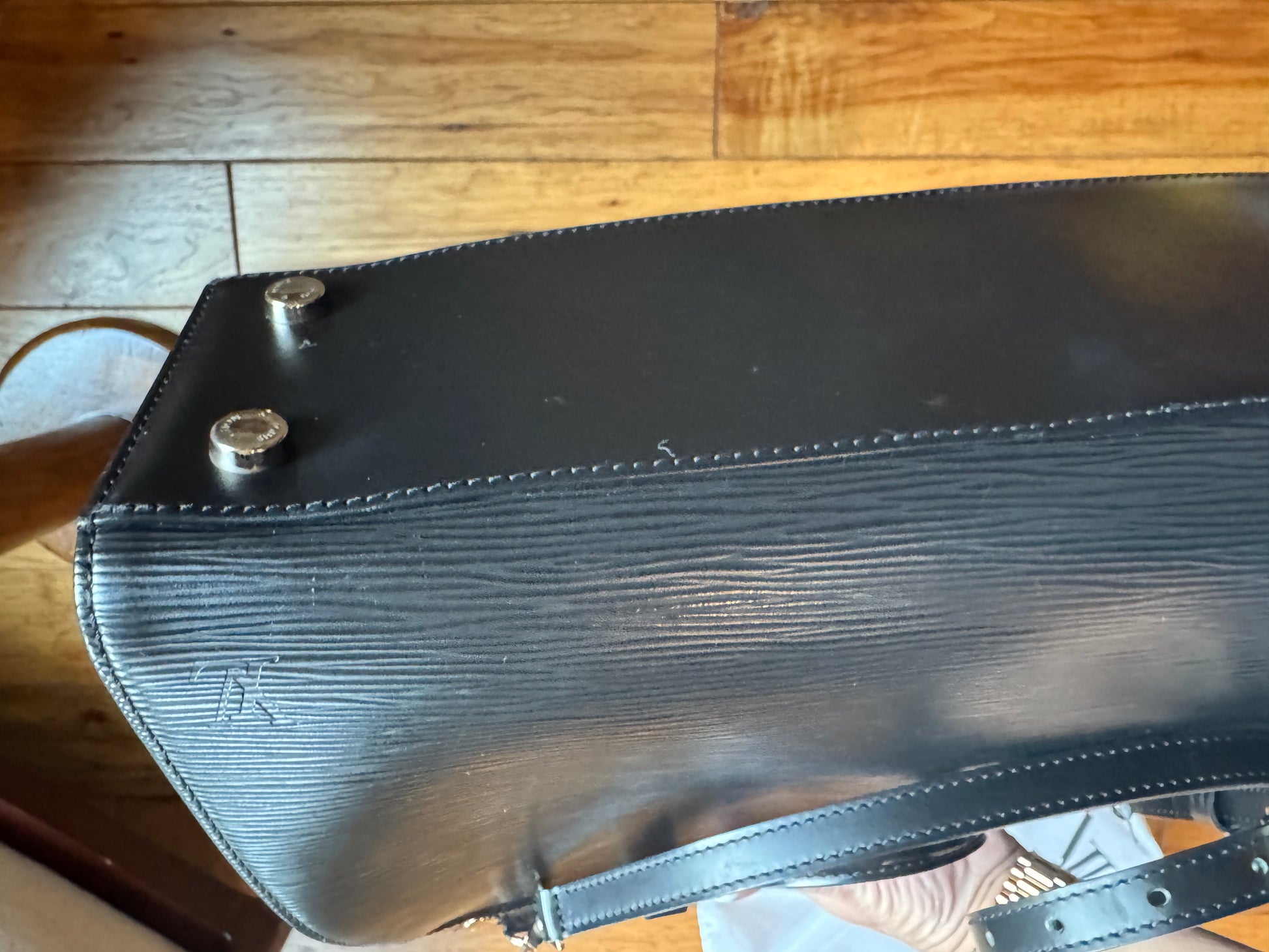 Louis Vuitton Brea Noir MM