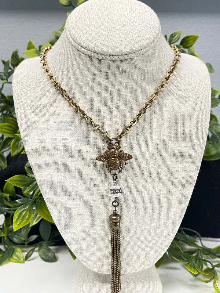 Bee with Tassel Chain Necklace