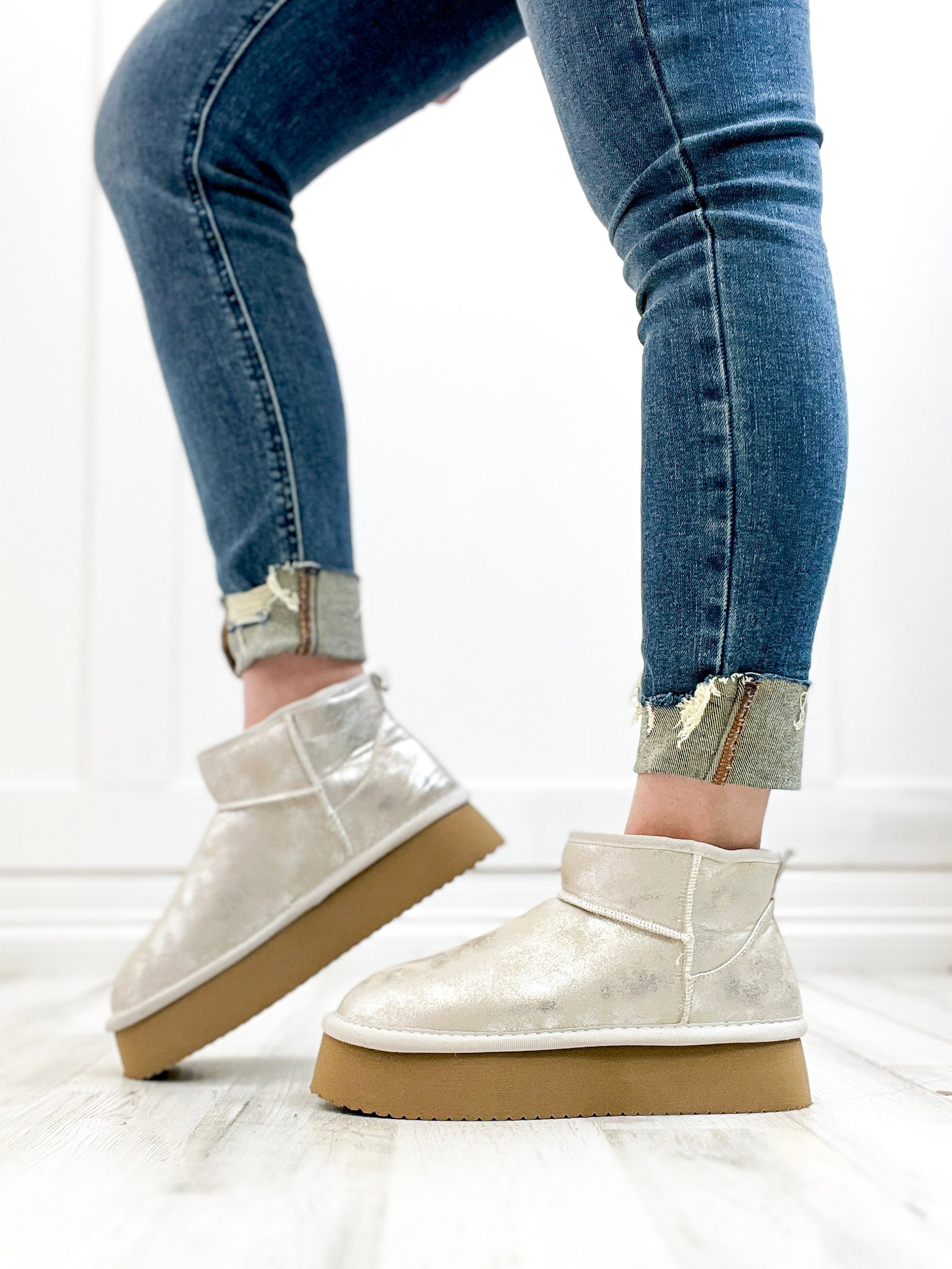 Corky's | Goodness Gracious Boot