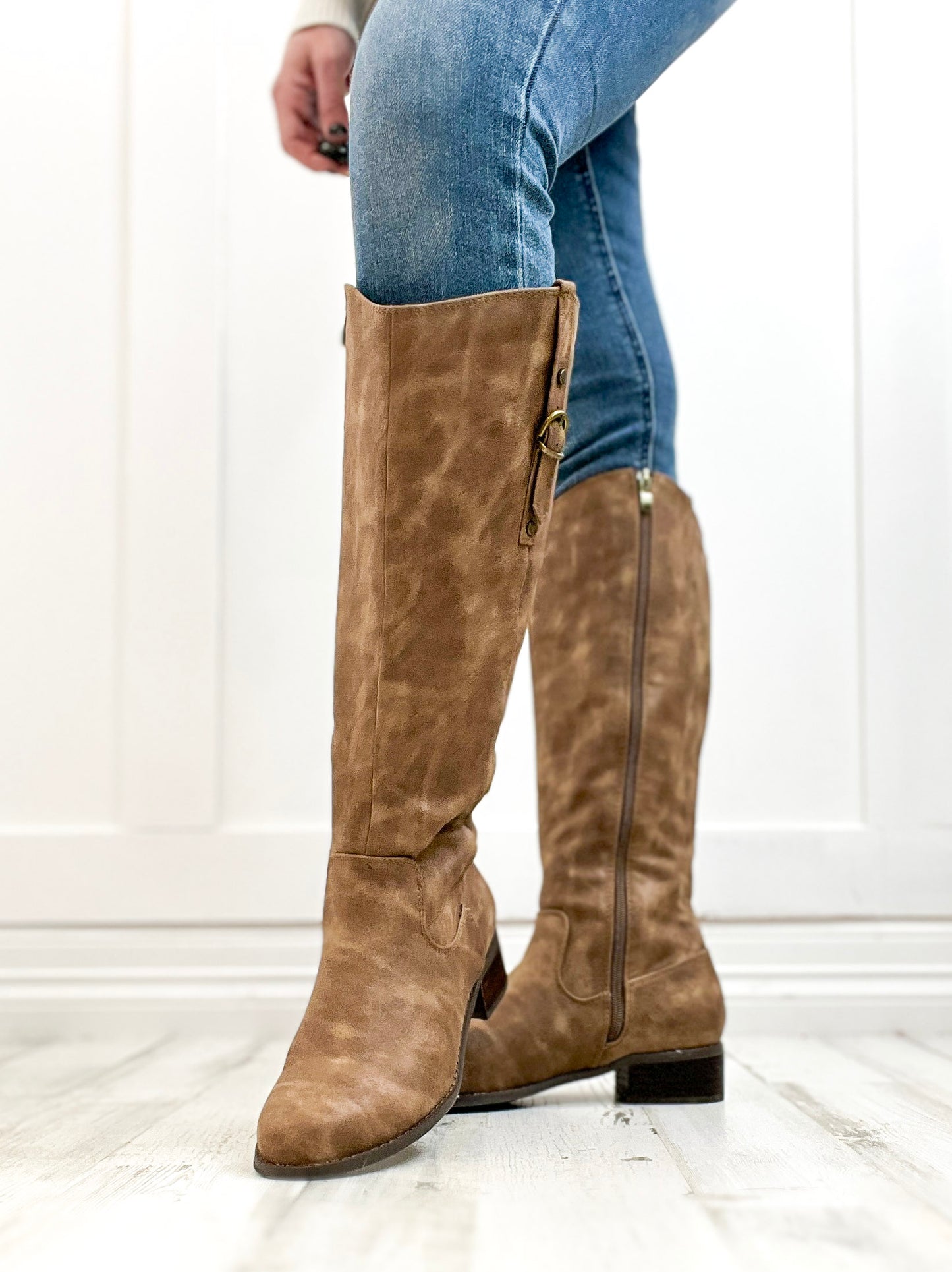 Corkys Hold Your Horses Boot in Tan Oil Pu