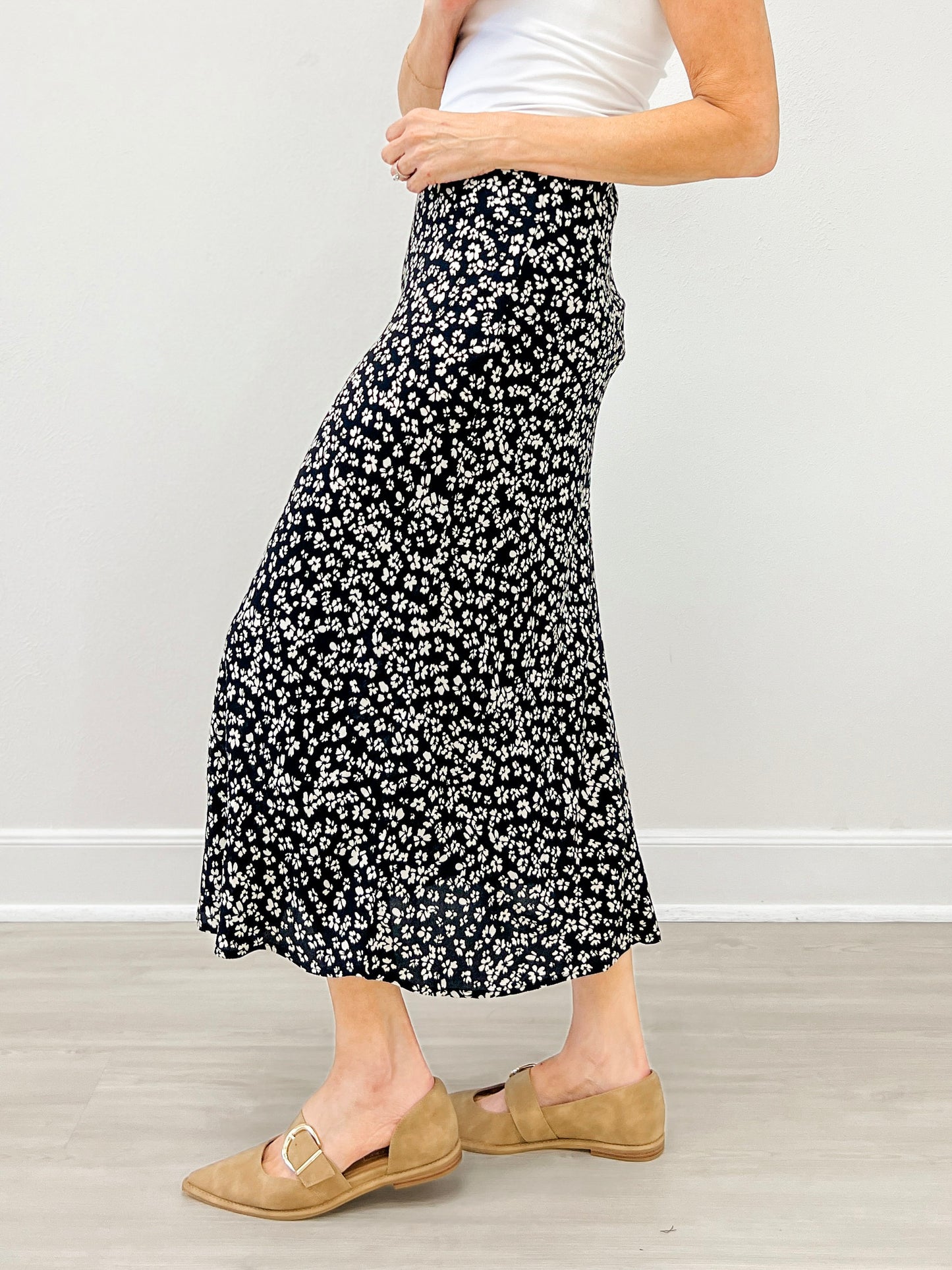 Floral Printed Midi Skirt