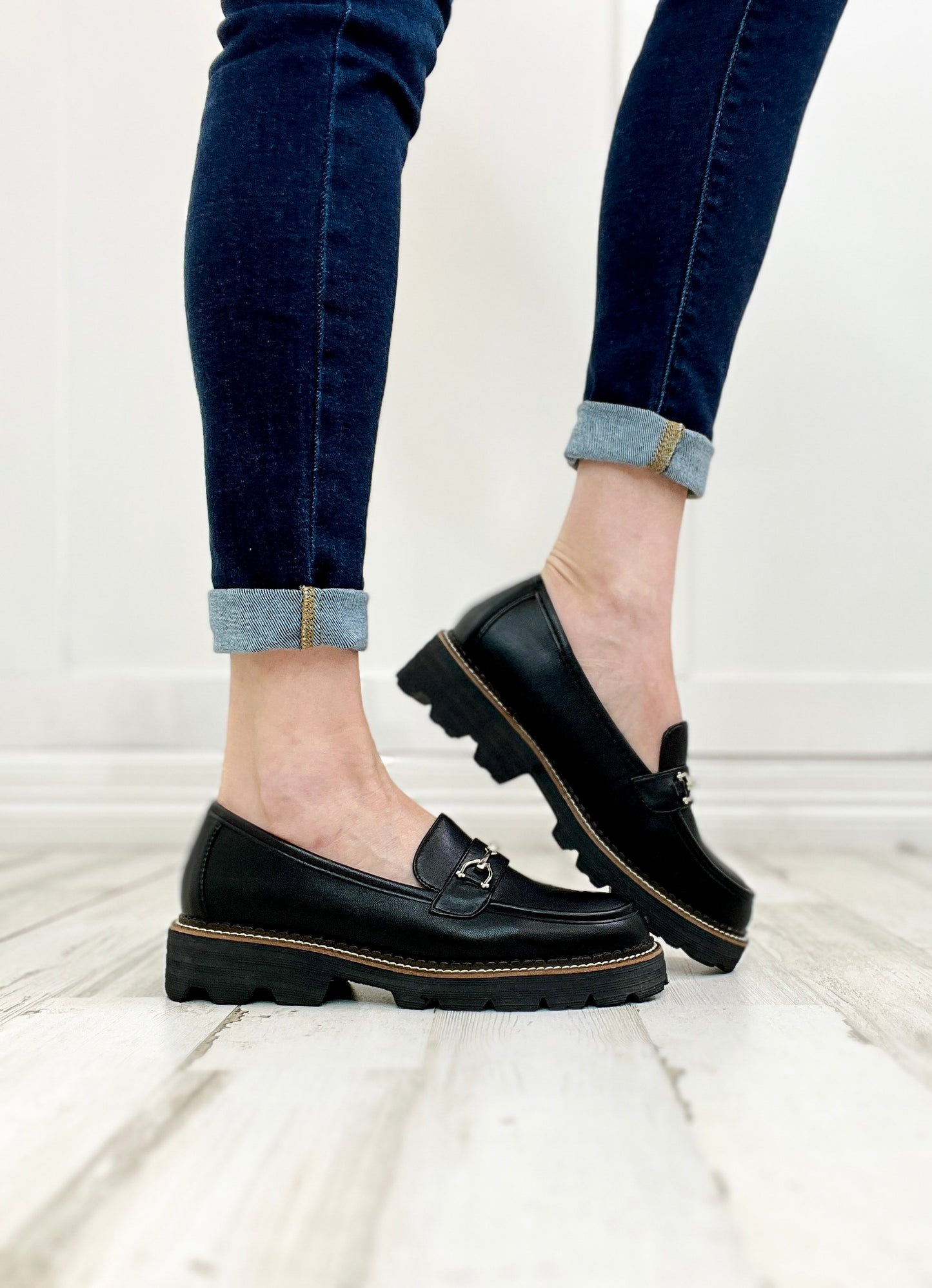 Corkys Brownie Point Loafers in BLACK