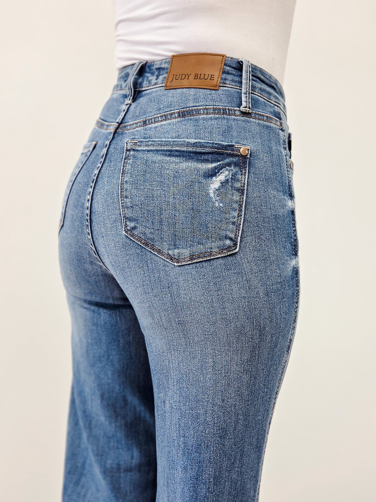 Judy Blue MADDY High Waist Tummy Control Knee Destroy Straight Jeans