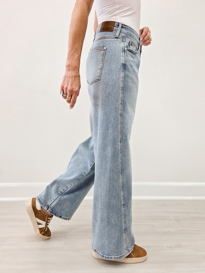 Judy Blue THE ICON High Waist Rigid Magic Twisted Side Seam Jeans
