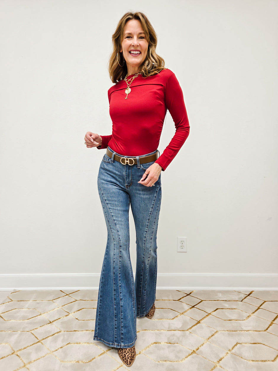 Judy Blue TRUE DIRECTION Mid-Rise Flare Double Angular Seam Jeans