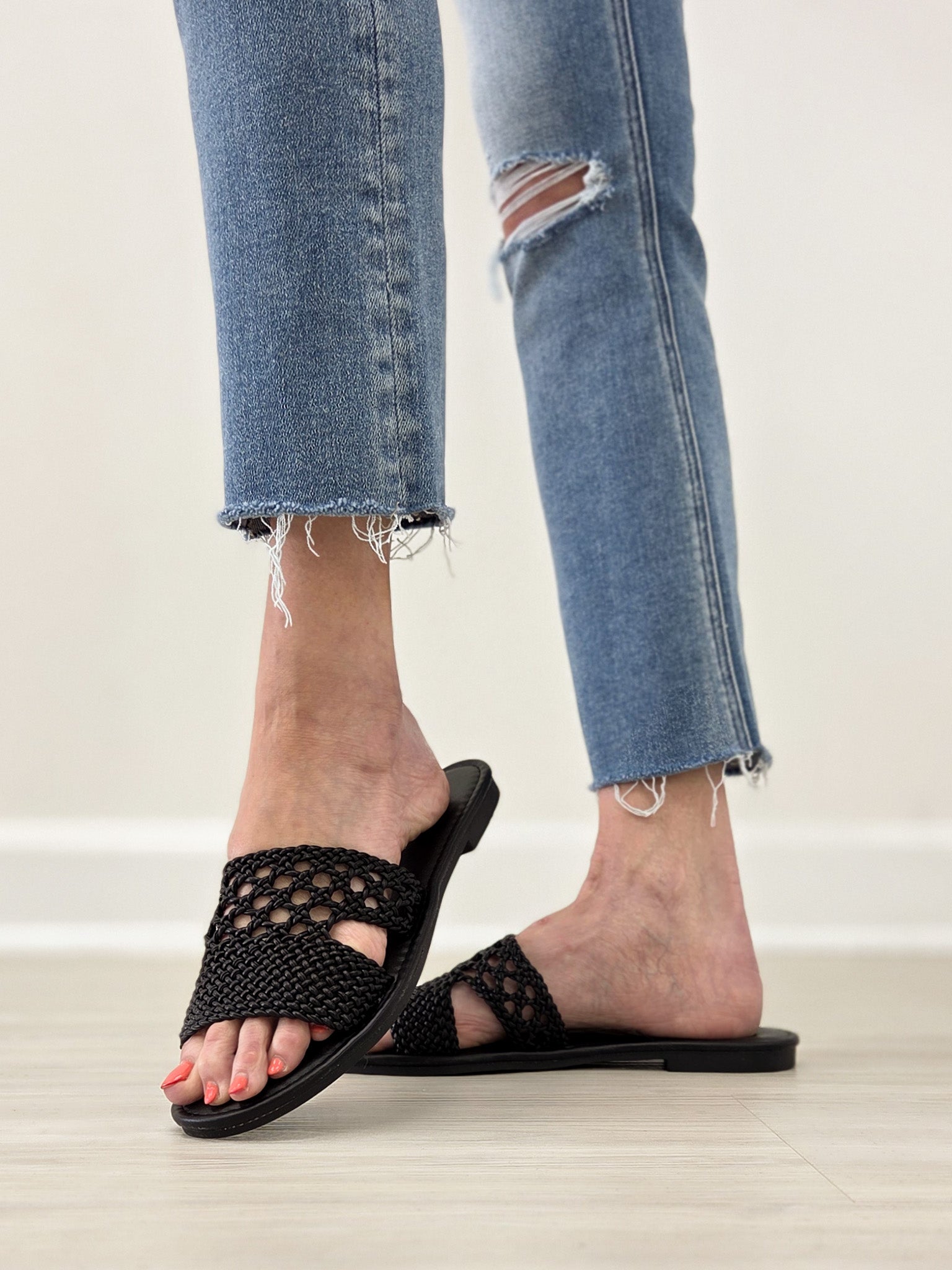 Basketweave Woven Flat Slide Sandals