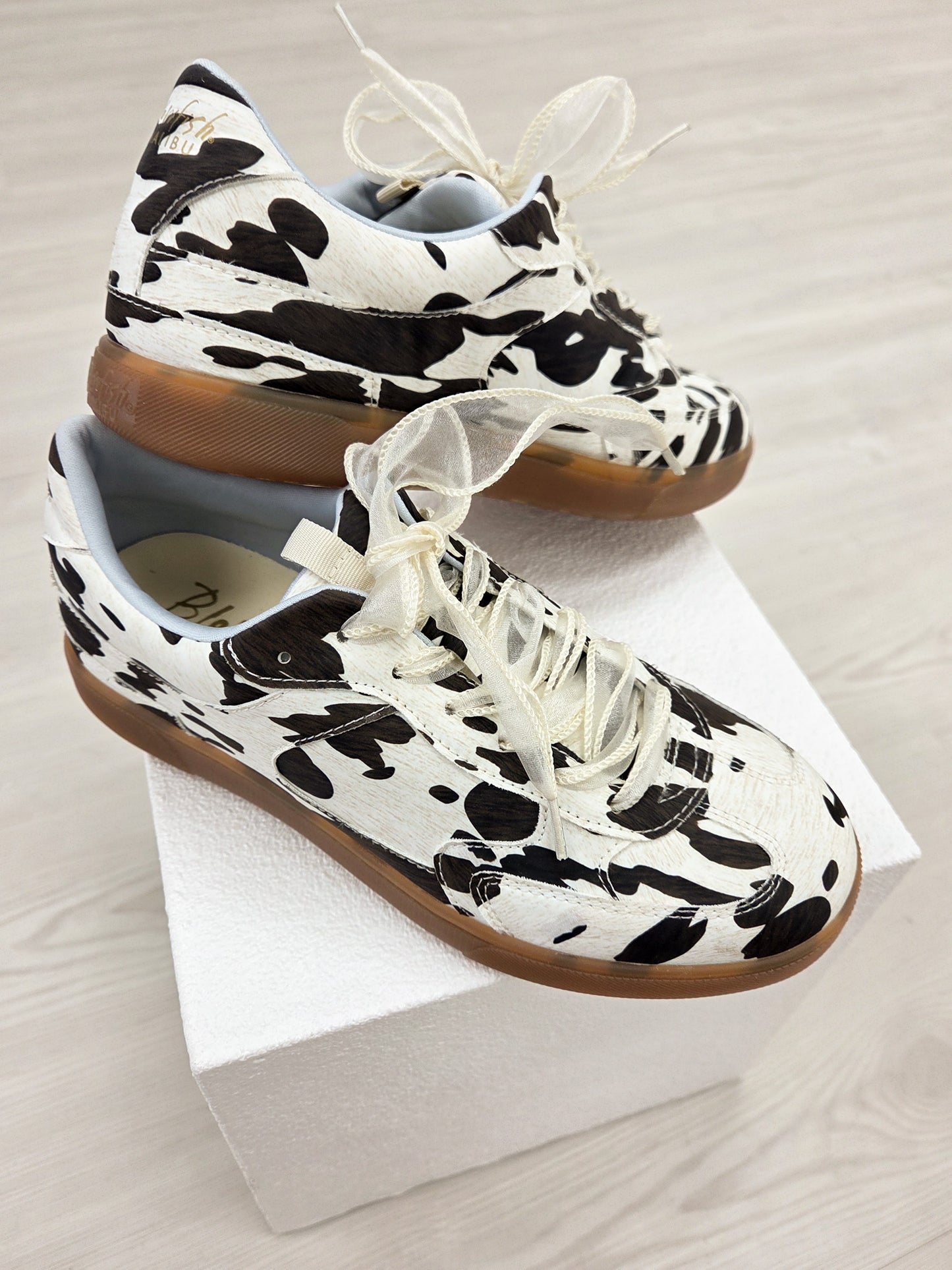 Blowfish Tastic Lace Up Sneaker in Cream/Brown Calf Print