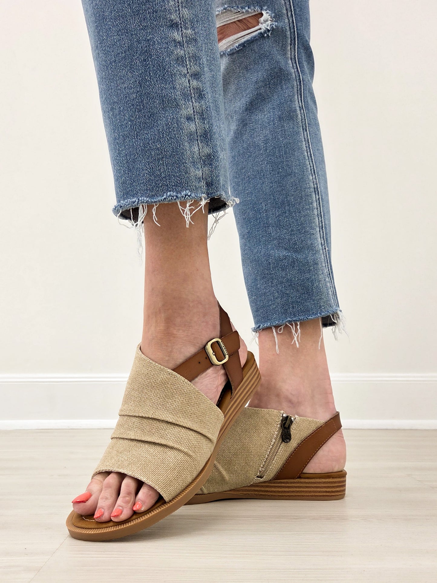 Blowfish Malibu Aspire Sandals in Natural