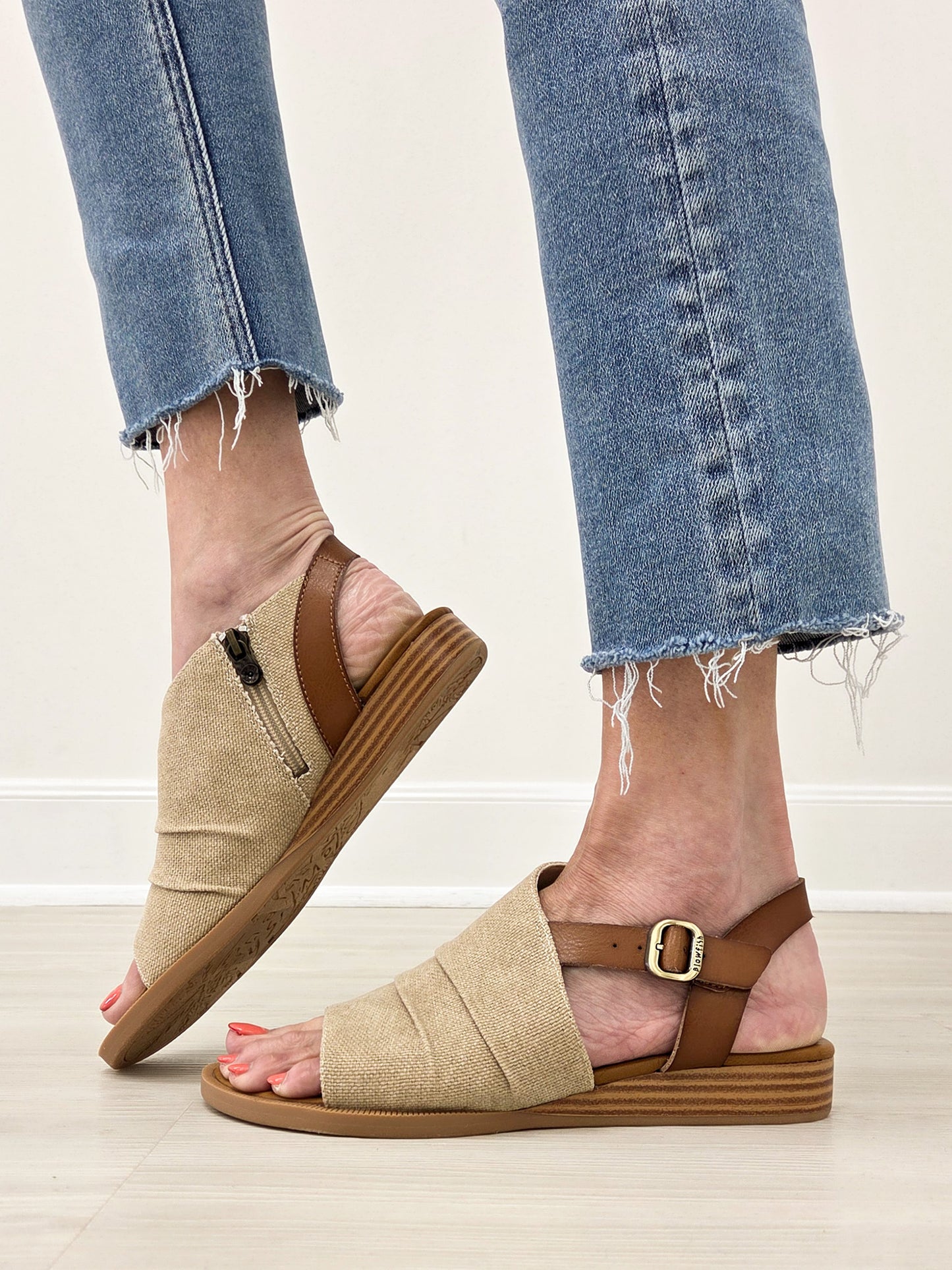 Blowfish Malibu Aspire Sandals in Natural