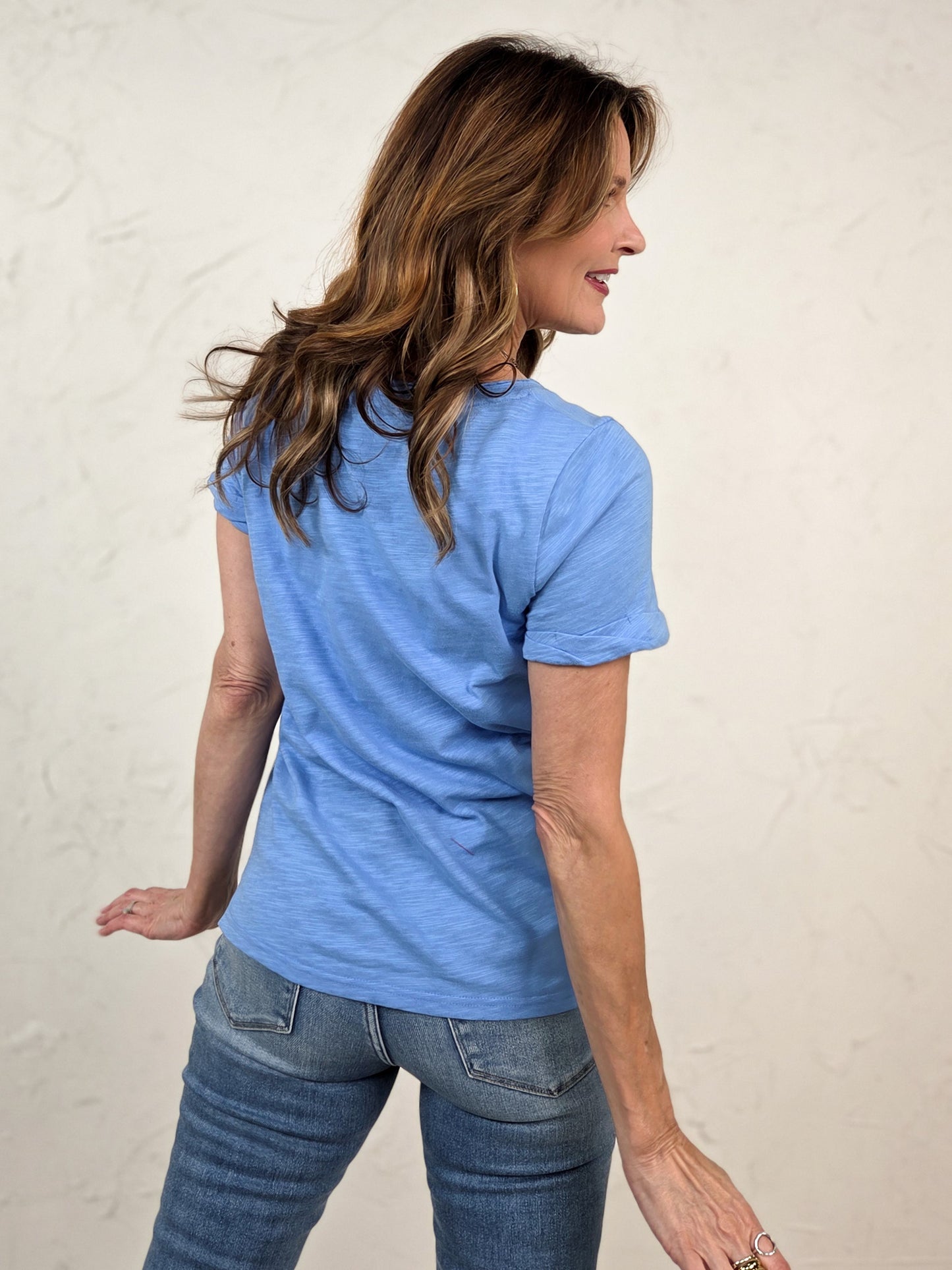 V-Neck Raw Edge Slub Short Sleeve Top