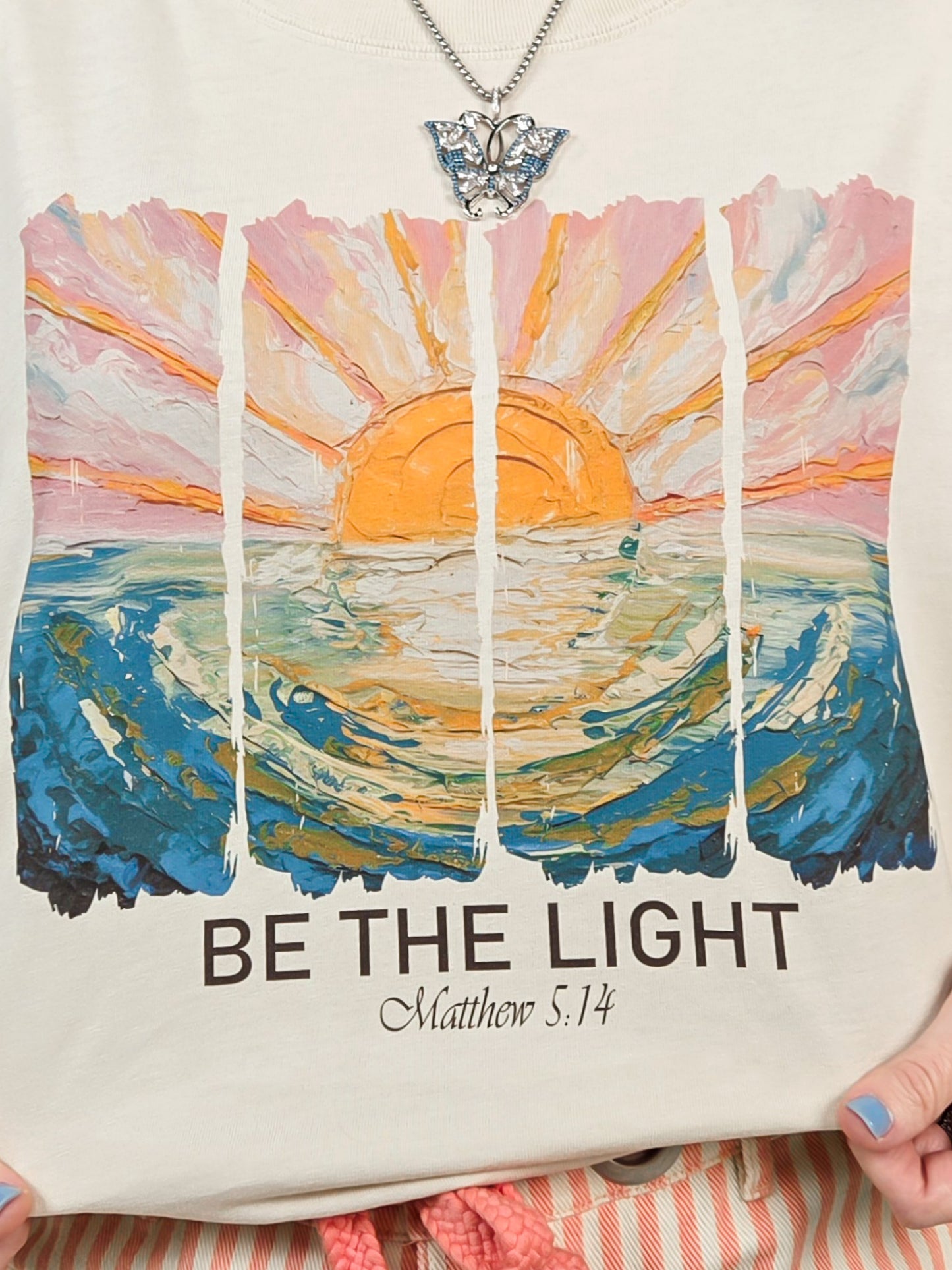 Be The Light Graphic Tee