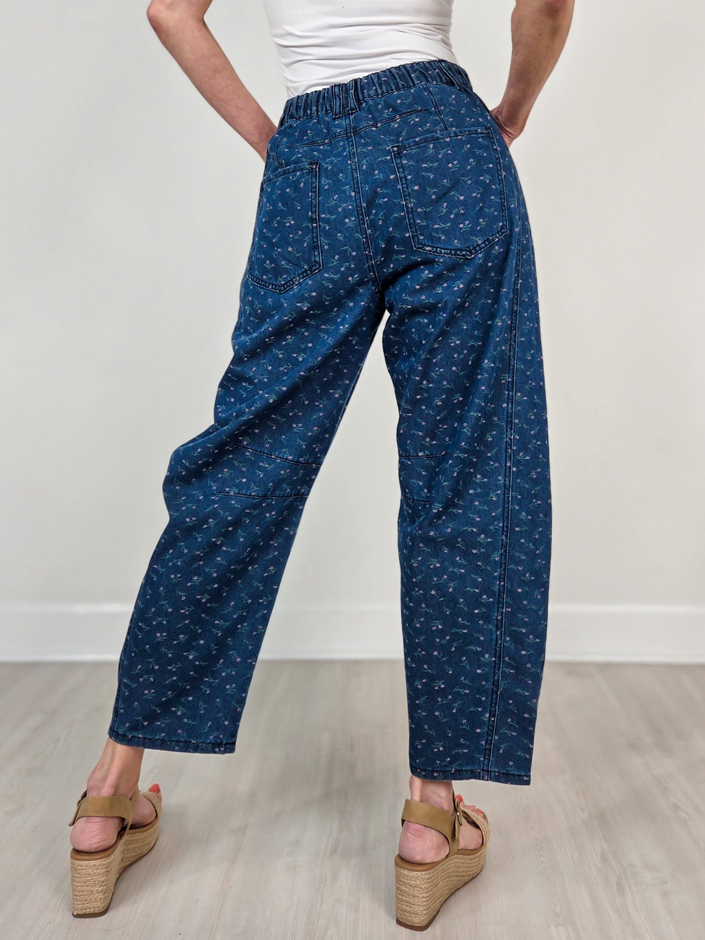 Washed Floral Print Barrel Leg Denim Pants