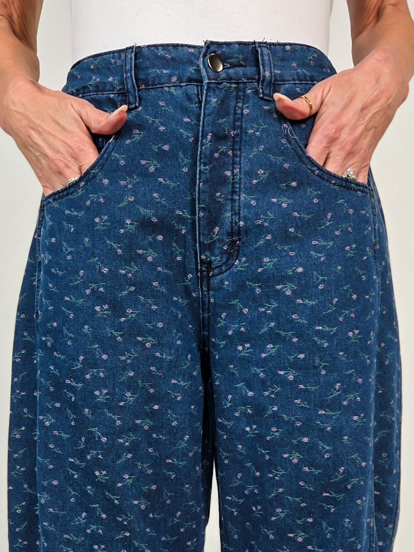 Washed Floral Print Barrel Leg Denim Pants