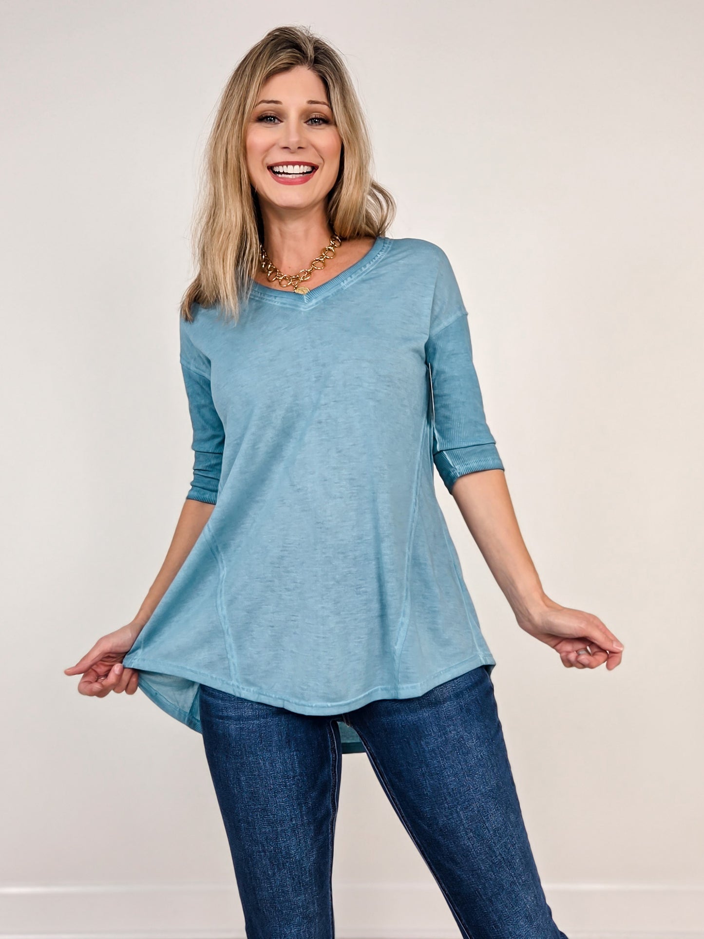 Vintage Wash Relaxed Fit 3/4 Length V-Neck Top