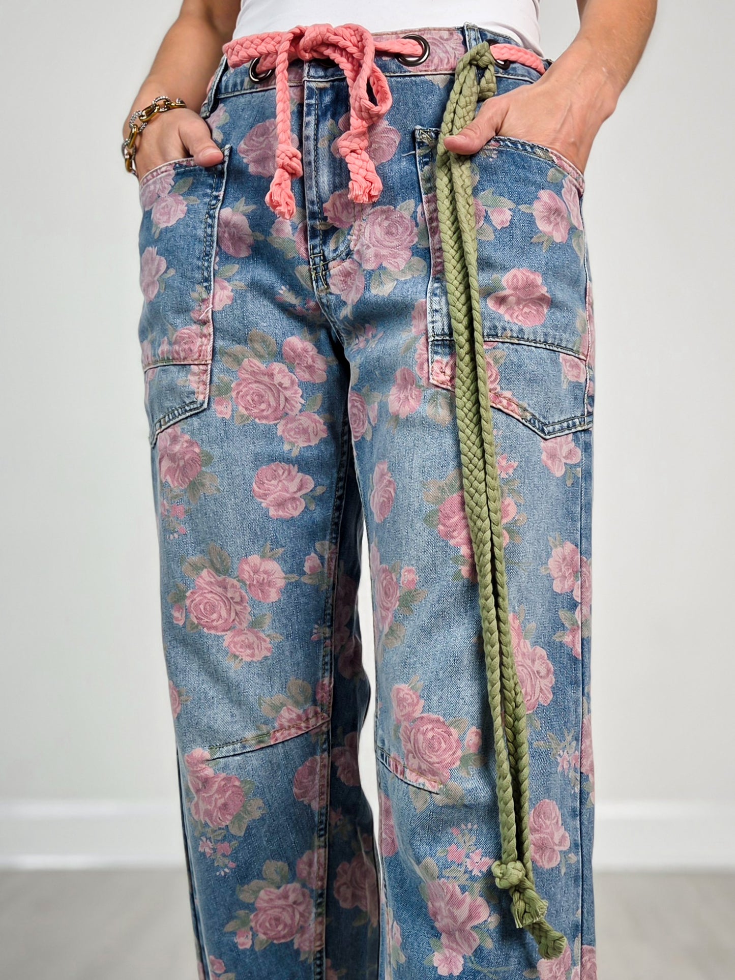 Washed Floral Print Barrel Jeans