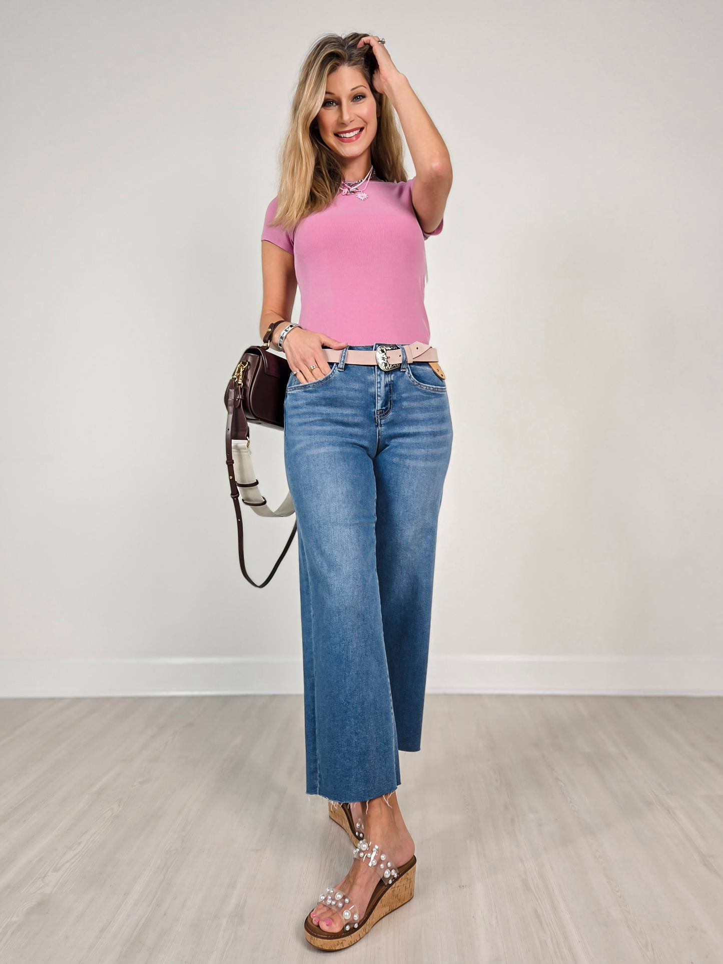 Vervet CATCH FIRE Hi-Rise Super Soft Cropped Slim Wide Jeans