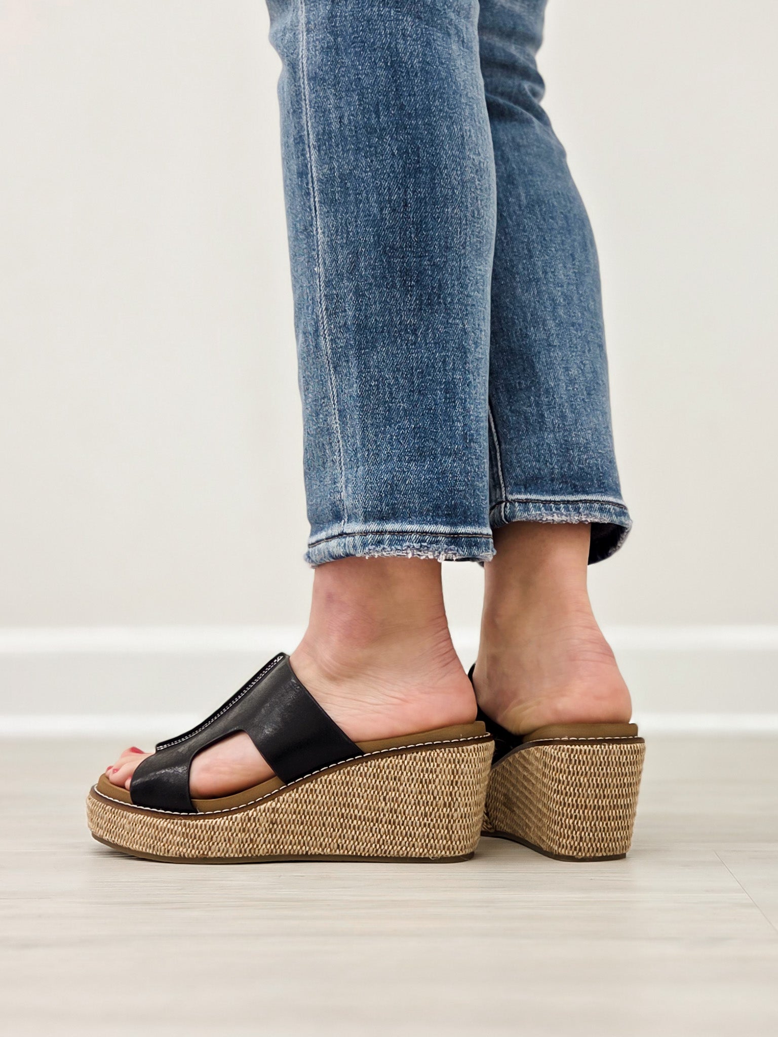 Corkys Kiss N Tell Wedges in Black