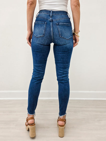 Avery Denim The Relaxed Skinny - Deep Indigo