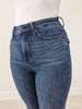 Judy Blue SUNSHINE CHASER Hi-Rise Capri with Shield Back Pockets