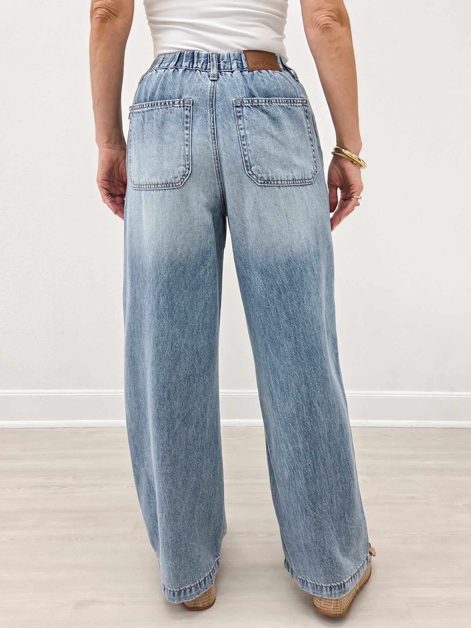 Judy Blue BIRDIE Hi-Rise Featherweight Baggy Elasticated Waistband Jeans