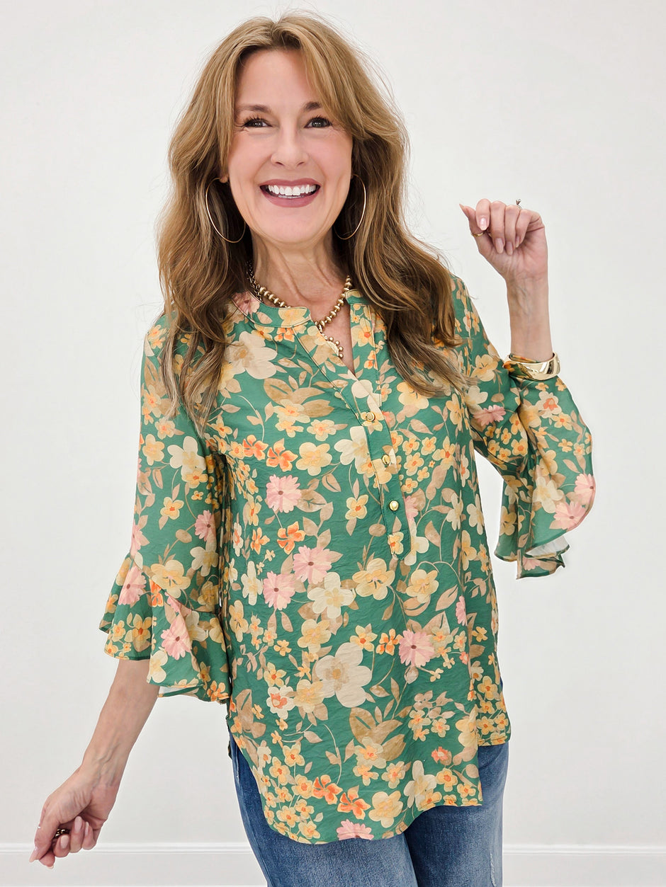 LIVE BOX: Floral Ruffle Bell Sleeve Top