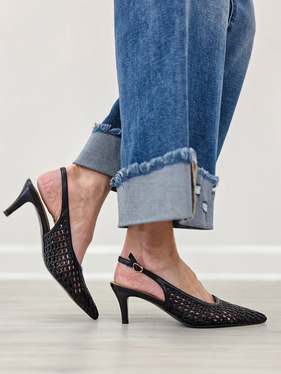 Woven Slingback Pointed Toe Kitten Heels in Black
