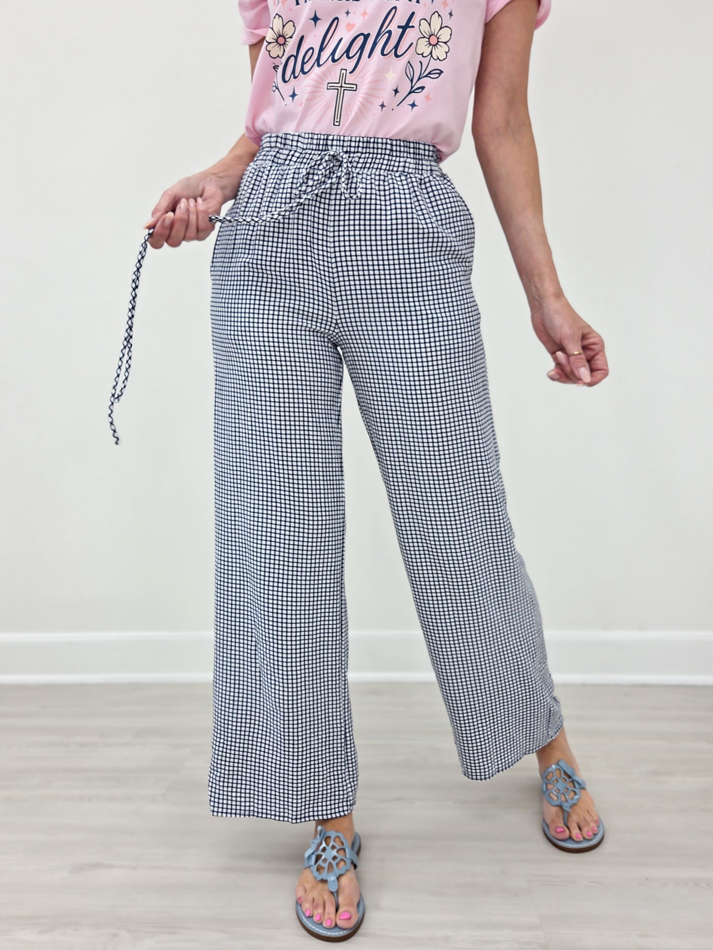 Mid Rise WHITE and NAVY Checkered Print Straight Leg Pants