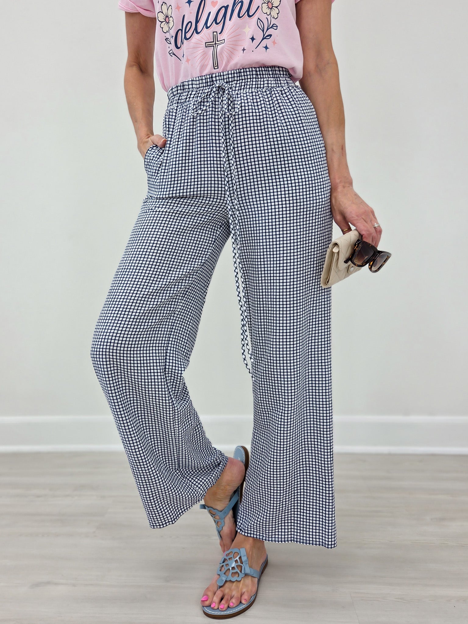 Mid Rise WHITE and NAVY Checkered Print Straight Leg Pants