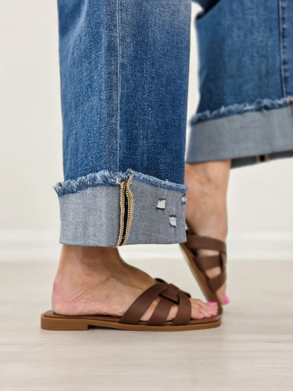 Woven Strap Square Toe Flat Sandals IN Brown